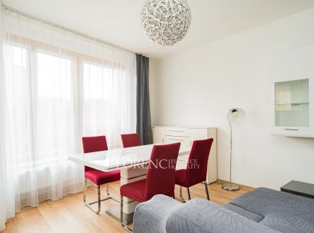 7IV00469 | Pronájem bytu, 2+kk, 77 m²