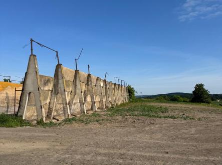 fc1f7d4f-72da-4db3-87c0-f2f472af527c.jpg | Pronájem - pozemek pro komerční výstavbu, 1 292 m²