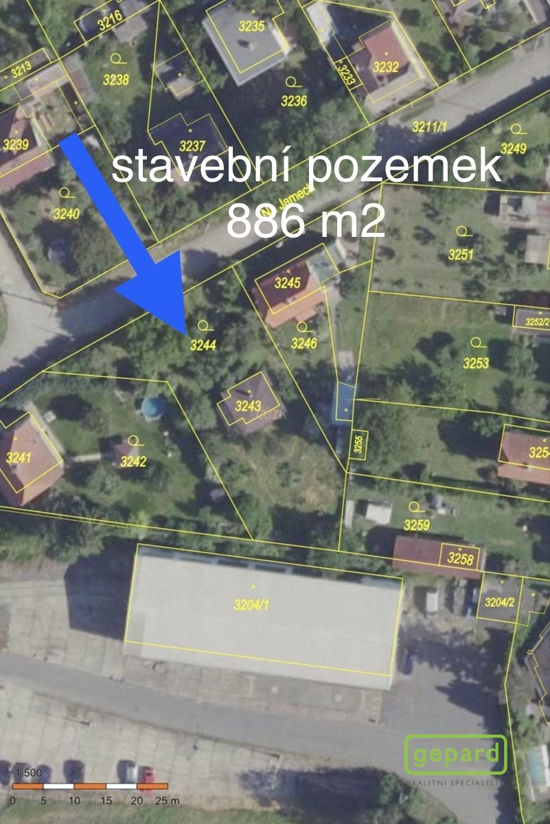 stavebni-pozemek-revnice-1.jpg