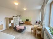 Pronájem bytu, 1+kk, 34 m²