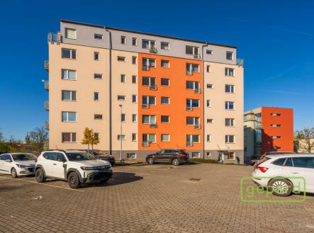 dsc08083-hdr.jpg | Prodej bytu, 1+kk, 44 m²
