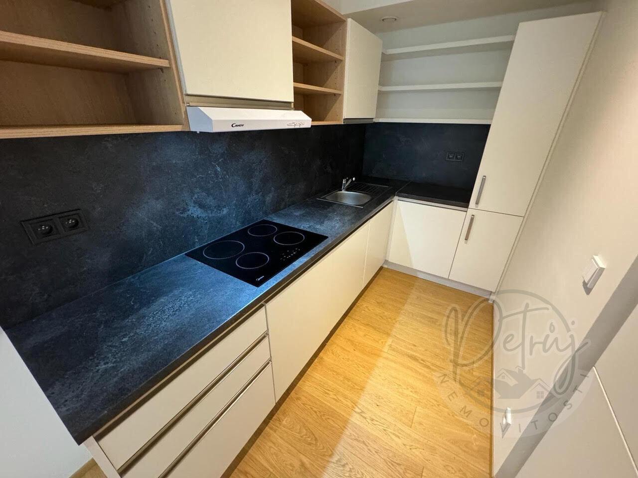 Pronájem luxusního bytu 2kk Praha Michle