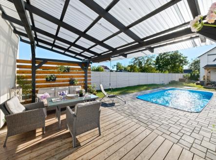 foto: 2 | Prodej - dům/vila, 221 m²