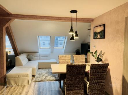 Pronájem bytu, 3+kk, 80 m² obrázek
