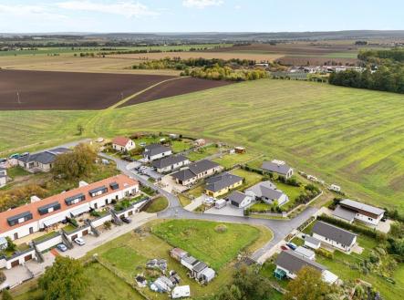 foto: 2 | Prodej - pozemek pro bydlení, 793 m²