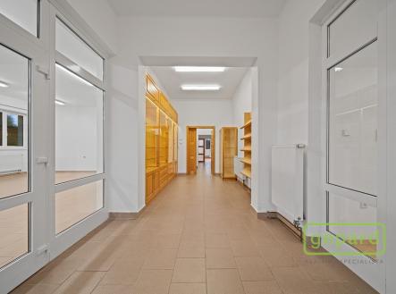 5.jpg | Prodej - obchodní prostor, 300 m²