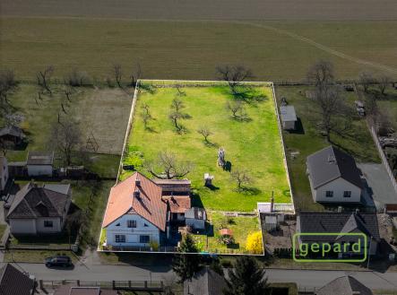 hdr20250403-06v.jpg | Prodej - dům/vila, 235 m²