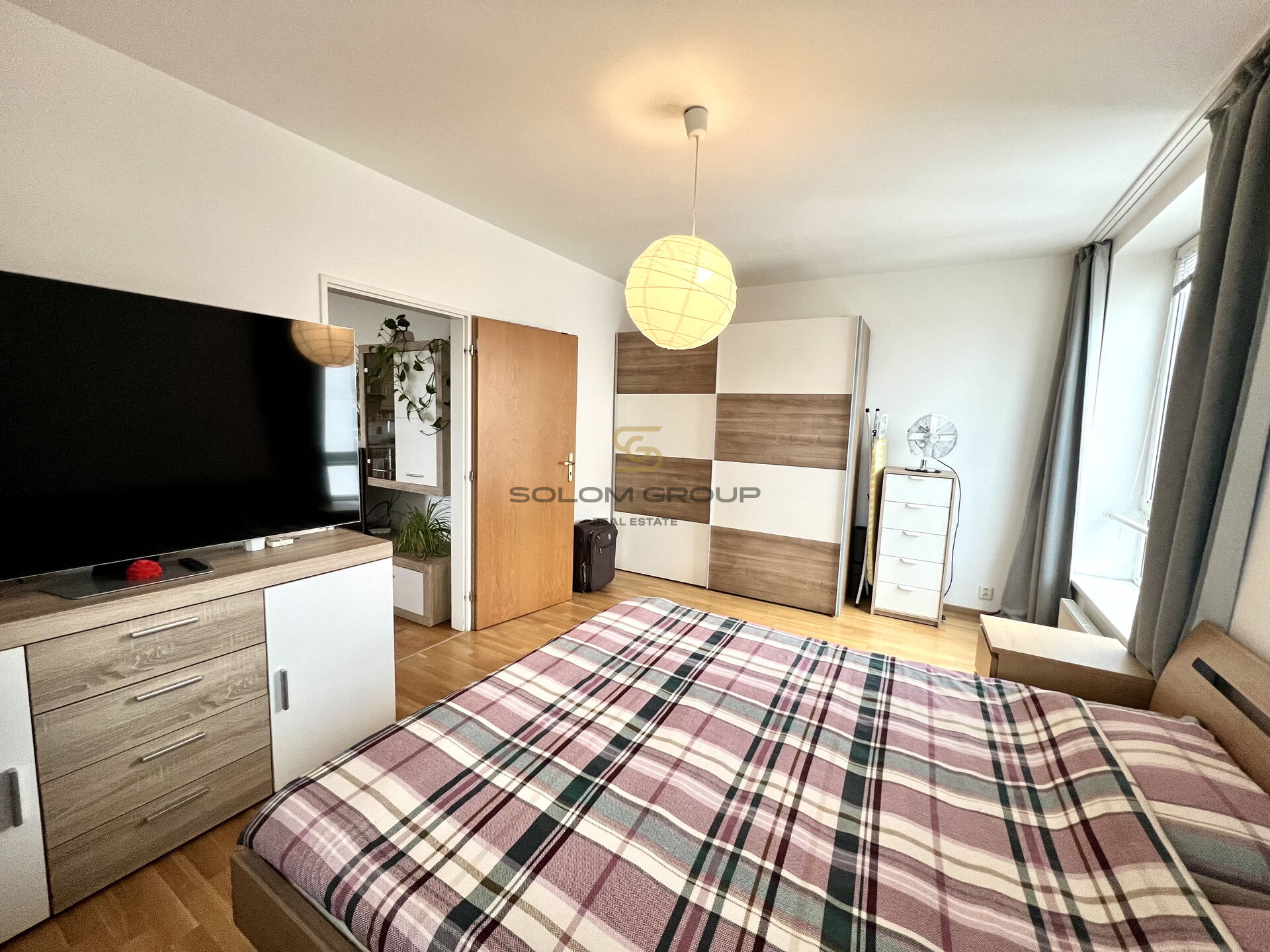 Pronájem bytu 2+kk / Lodžie, 67 m², Praha 10 - Strašnice