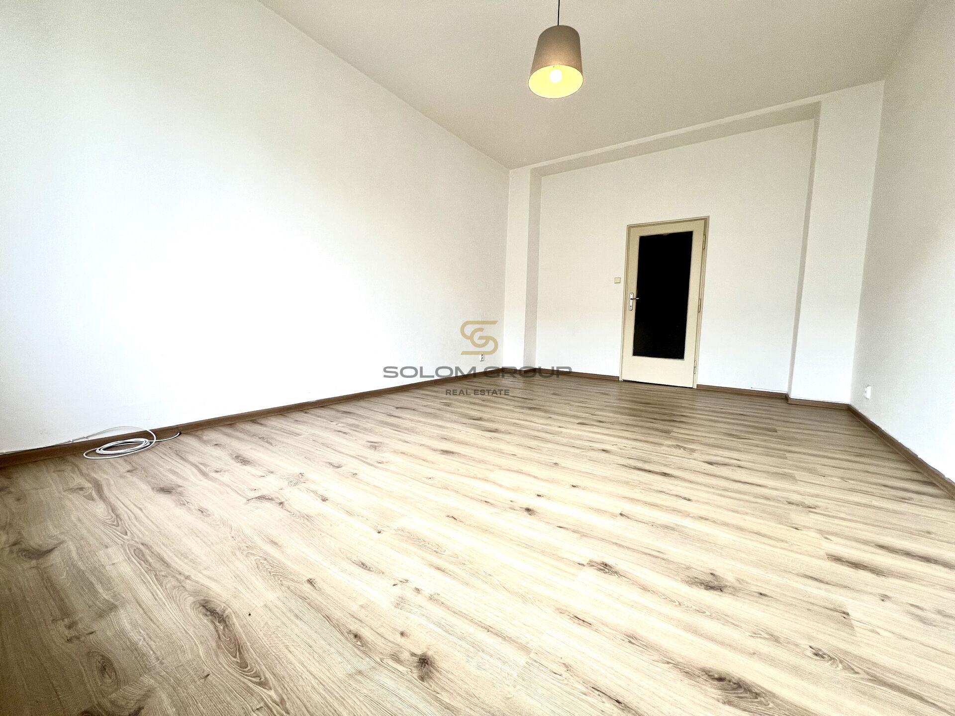 Pronájem bytu 1+kk, 35 m², Praha 10 - Vršovice, po rekonstrukci