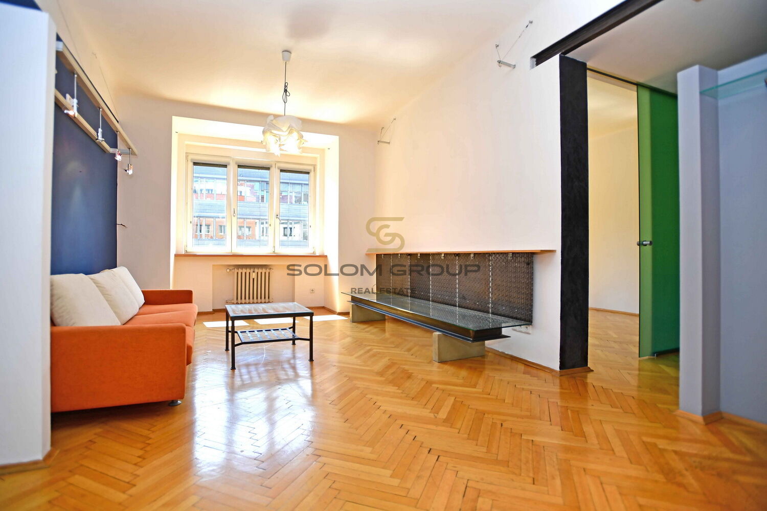 Pronájem bytu 3+kk, 98 m². Po úpravách. Výborná dopravní dostupnost. Sklep. Pankrác