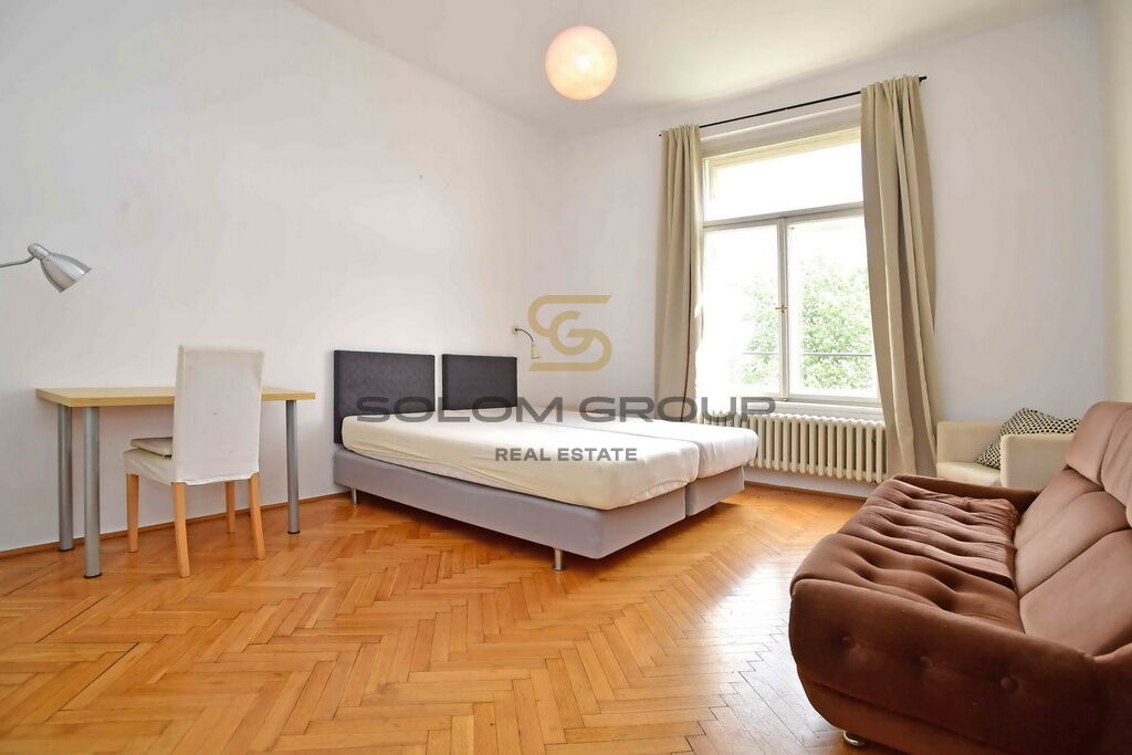 Pronájem bytu 3+1, 80 m². Po úpravách. Výborná dopravní dostupnost 2 min. chůzí Metro A, Vinohrady