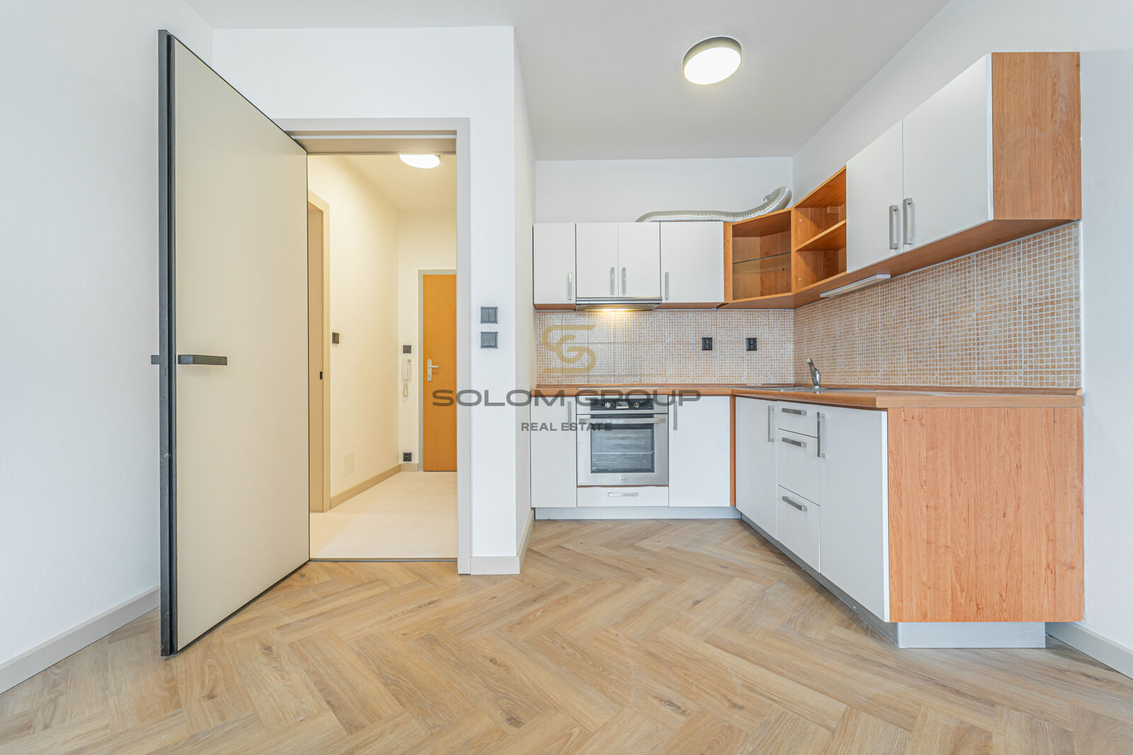 Prodej bytu 2kk, 43 m2, OV, Praha 15 - Hostivař, Berlínská, cihla, po celkové rekonstrukci