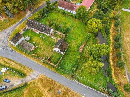 Prodej - pozemek pro bydlení, 1 745 m²