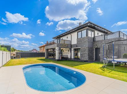 Prodej - dům/vila, 246 m²