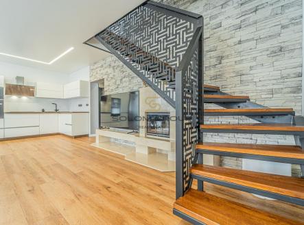 Prodej - dům/vila, 246 m²