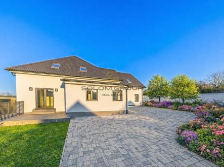 Prodej - dům/vila, 371 m²