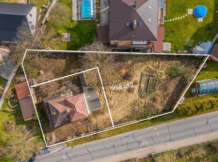 Prodej - pozemek pro bydlení, 718 m²