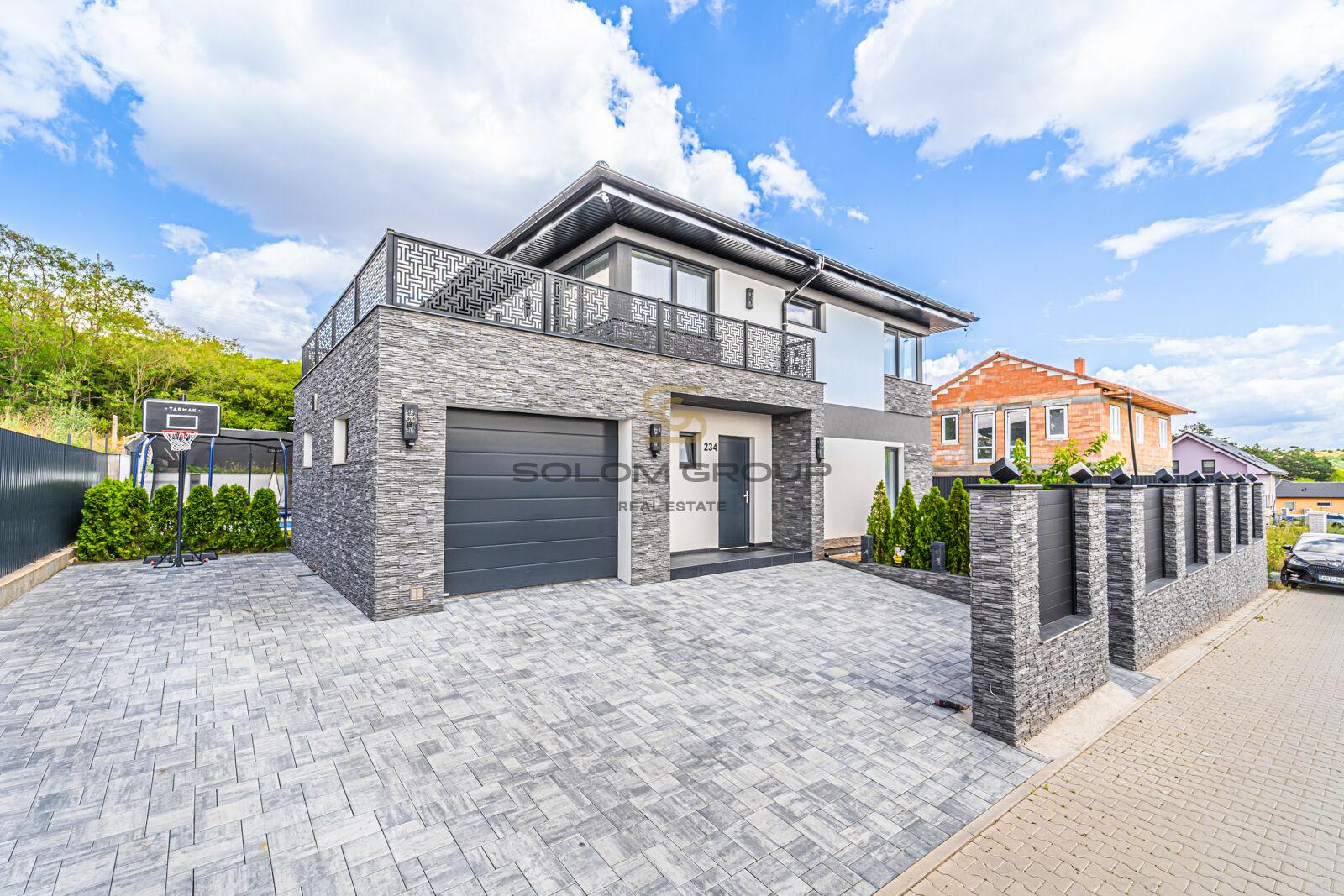 Prodej rodinného domu 6+kk, 246 m2 s pozemkem 683 m2, Zeměchy - Kralupy nad Vltavou