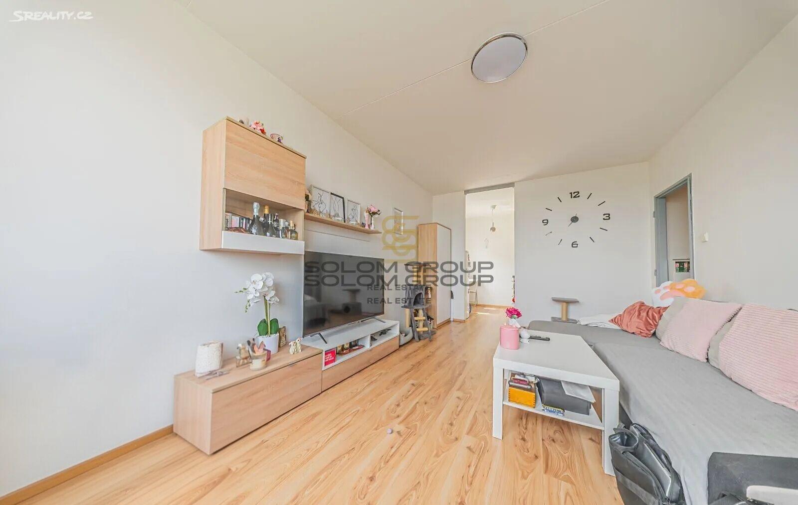 Prodej bytu 2+kk, 45 m², po rekonstrukci, sklep, OV Praha - Řepy