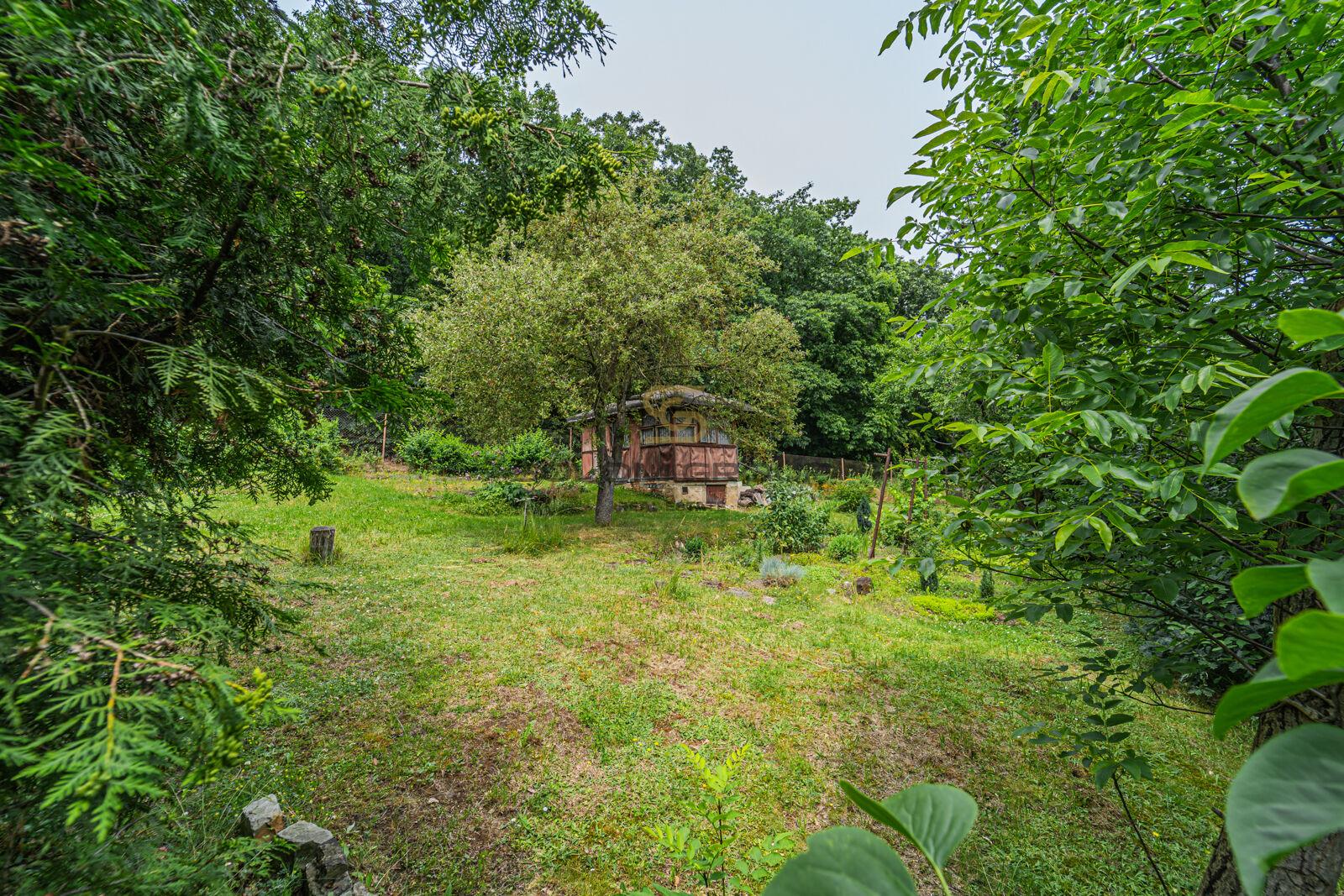 Prodej chaty, 1+kk, Hrdlořezy, pozemek o výměře 431 m²