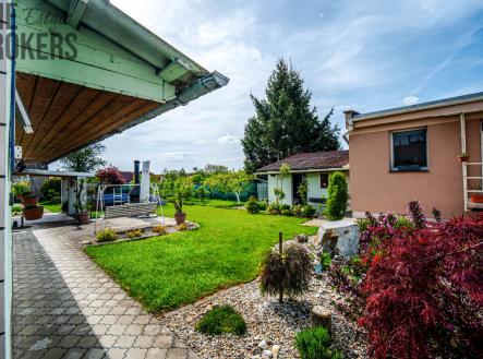 prodej-rodinny-dum-209-m2-pozemek-922-g-s-pergola-bazen-vnorovy-liderovice7.jpg | Prodej - dům/vila, 209 m²