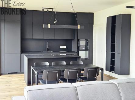 b48c25c8-6b67-4844-bcbc-b0d67f6162b5.jpg | Prodej - dům/vila, 179 m²