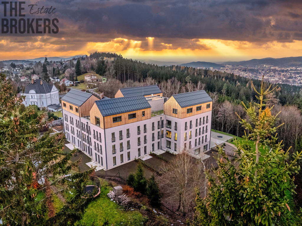 dji-20241125161001-0093-d-hdr.jpeg