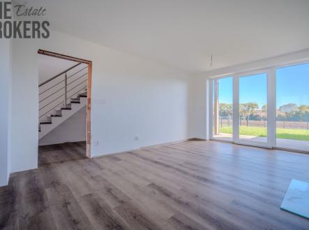 rd-4kk-145-m2-garaz-pozemek-385-m2-bylany-u-ceskeho-brodu20.jpg | Prodej - dům/vila, 145 m²