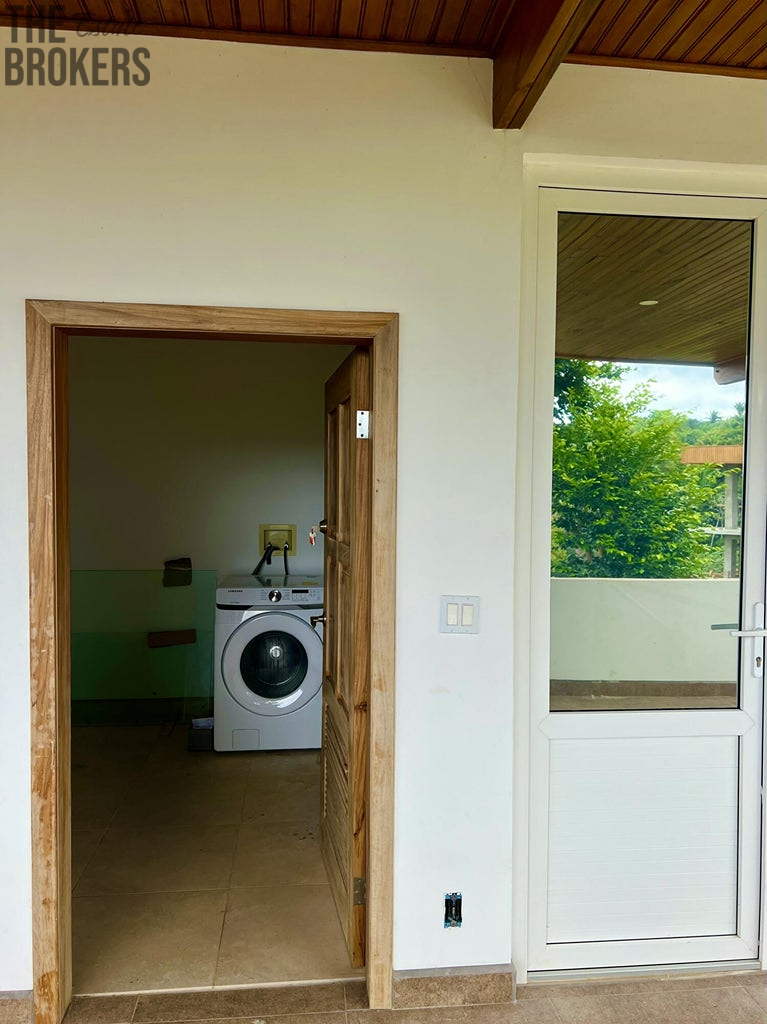 The Marina Home, 5BD & 4BT Jonesville Point, Roatan