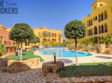 dsg-photos-131-las-sierras-ii-poolside-s-1024x683.jpg | Prodej bytu, 3+kk, 76 m²