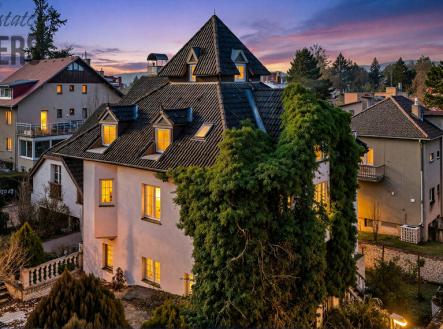 1-video-dron-1.jpg | Prodej - dům/vila, 445 m²