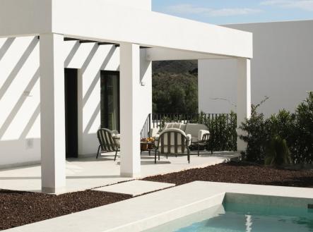 570344514-798401666376629-6843274683471750975-n.jpg | Prodej - dům/vila, 190 m²