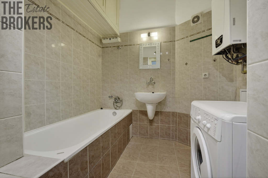 Prodej bytu 2+1, 72 m2, Praha