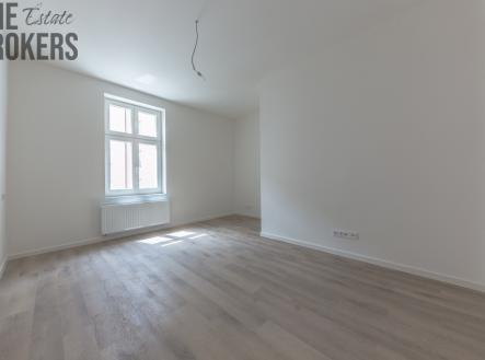 ložnice do vnitrobloku | Prodej bytu, 2+kk, 49 m²