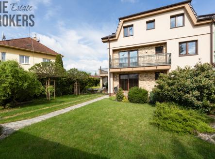 106.jpg | Prodej bytu, 3+1, 315 m²