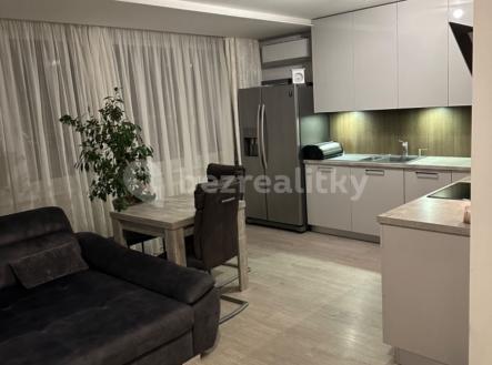 4 | Prodej bytu, 2+kk, 62 m²