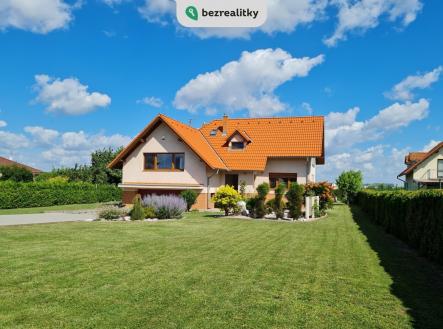 Prodej - dům/vila, 245 m² obrázek