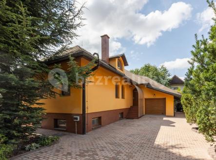 4 | Prodej - dům/vila, 314 m²