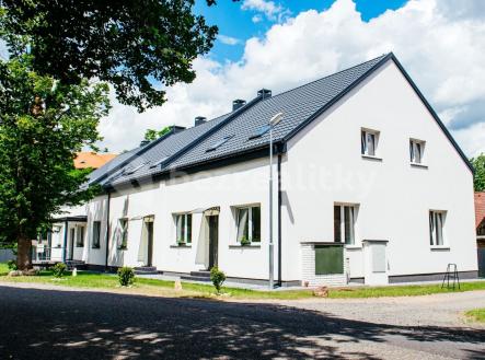 2 | Prodej - dům/vila, 162 m²