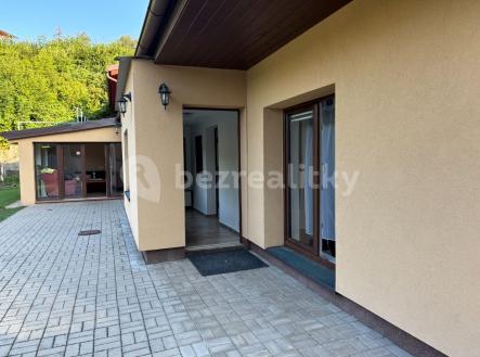 3 | Prodej - dům/vila, 179 m²