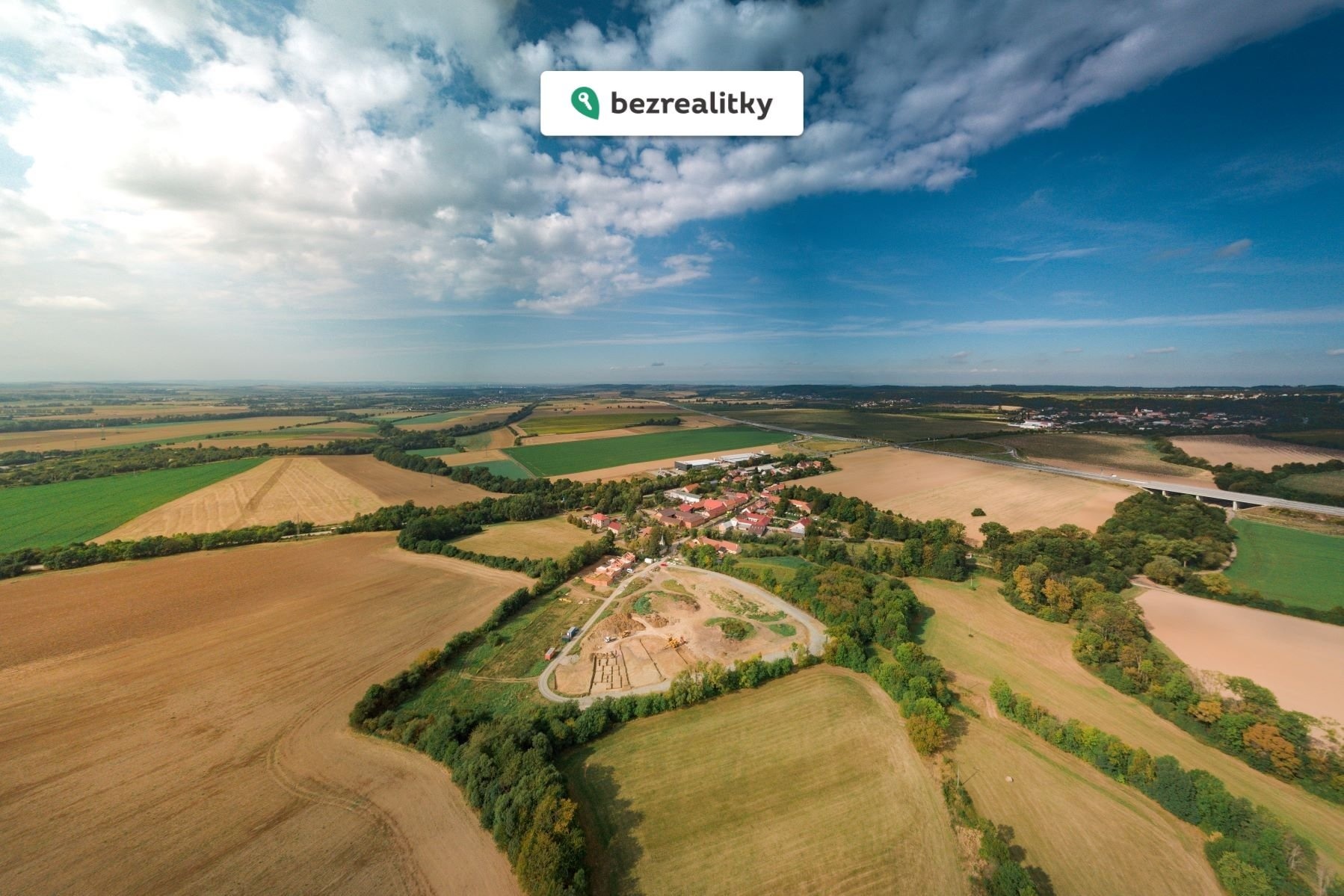 1758010591-iumtqcgrvf-pano-01-zmen-c5-a1en-c3-a9