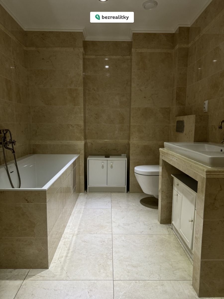 1732619004-fsfusetvhl-img-4289