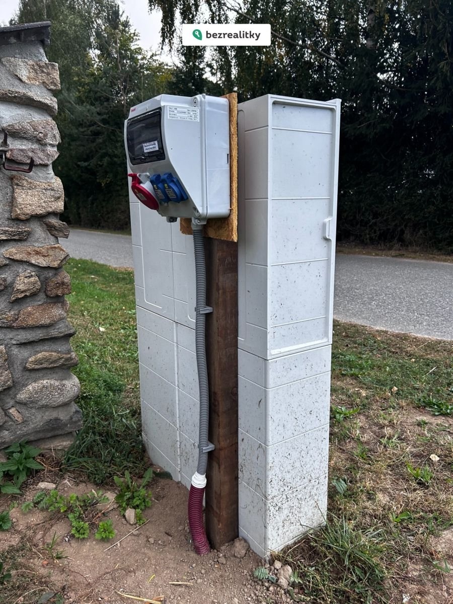 1776089946-zhxwhieezi-img-3441