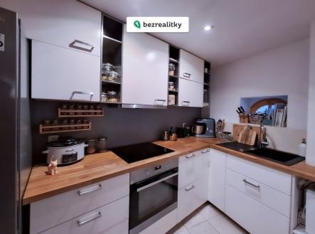 1739652077-ddjkzopzki-20230128-100228-2 | Prodej - dům/vila, 79 m²