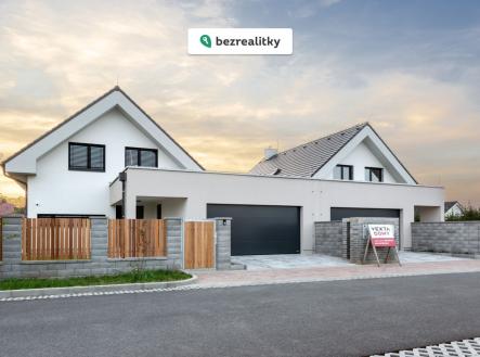 Prodej - dům/vila, 212 m² obrázek