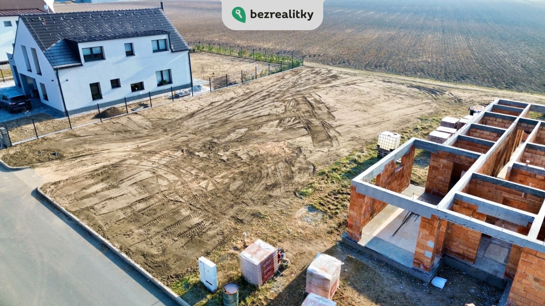1742424522-pkjtyepfnb-7-dji-fly-20250209-091958-91-1739099757119-photo-optimized