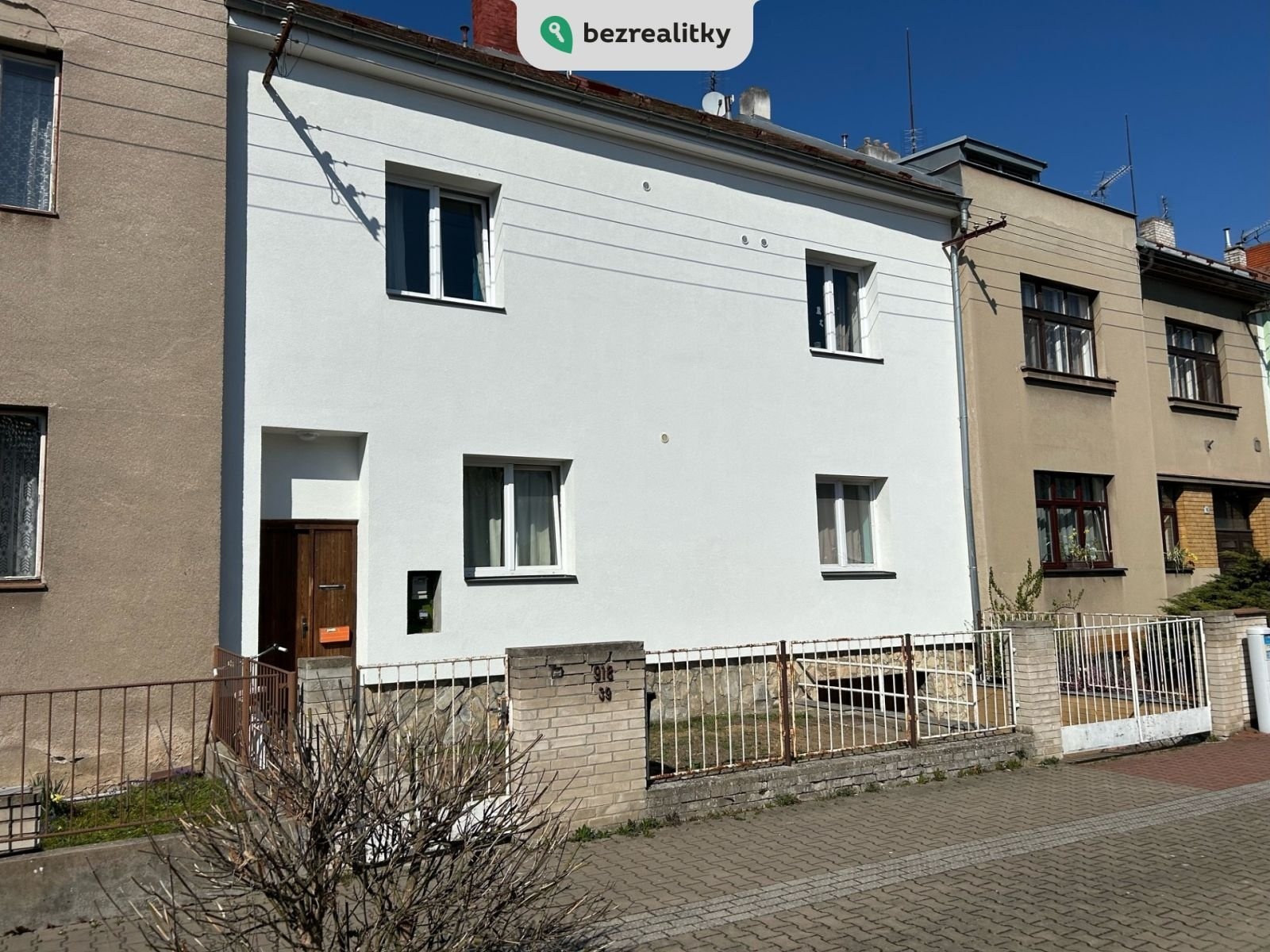 1742650431-akgrroauzl-thumbnail-image11