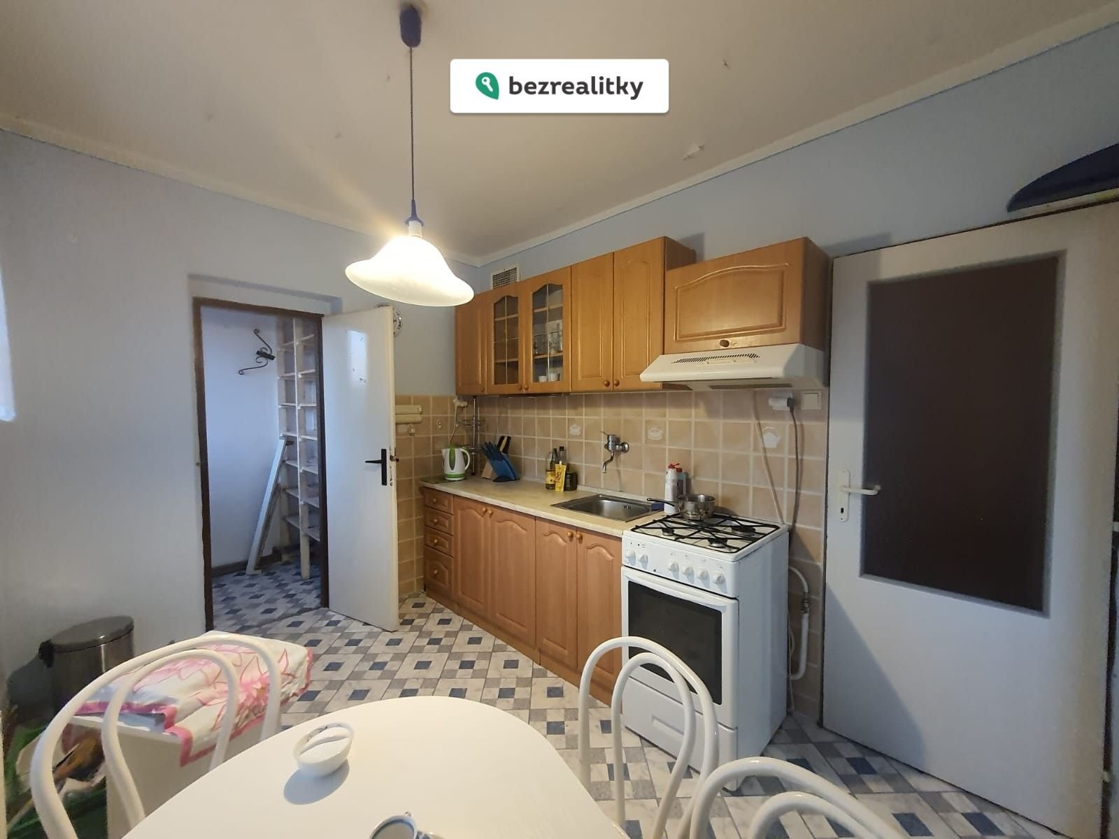 1764944549-cijhfnyehn-kuchyn-c4-9b-iii