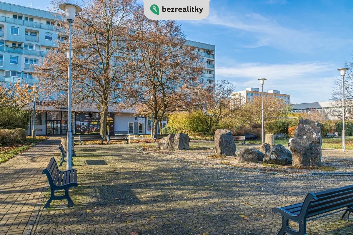 1743076488-deqkzrzqao-foto-sitna-30