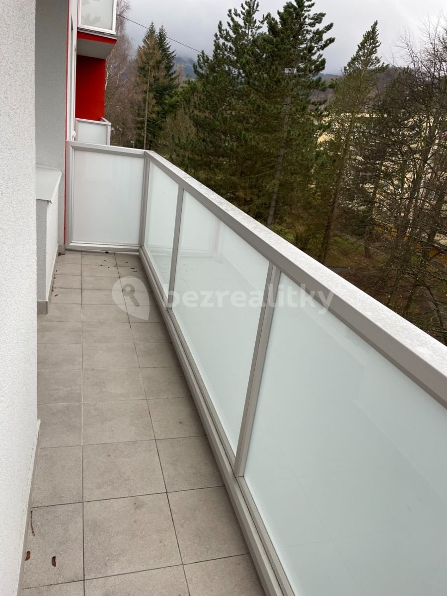 1744484459-myvasobbma-balkon